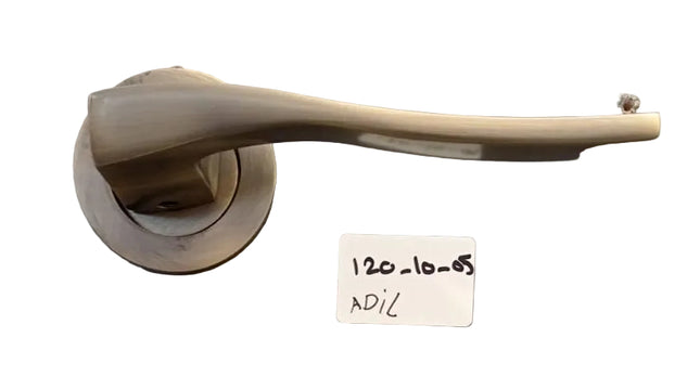 يد باب من adil 120-10-05